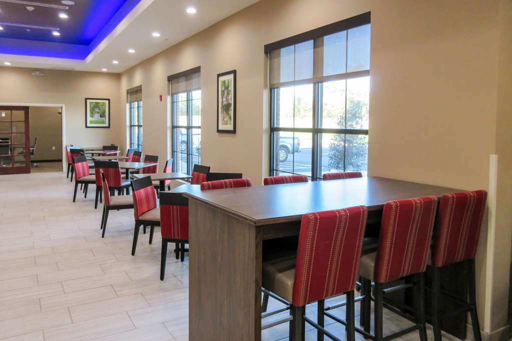 Comfort Suites Greensboro-High Point Ristorante foto