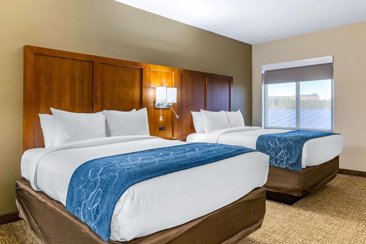 Comfort Suites Greensboro-High Point Esterno foto