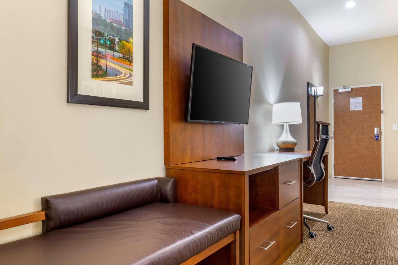 Comfort Suites Greensboro-High Point Esterno foto