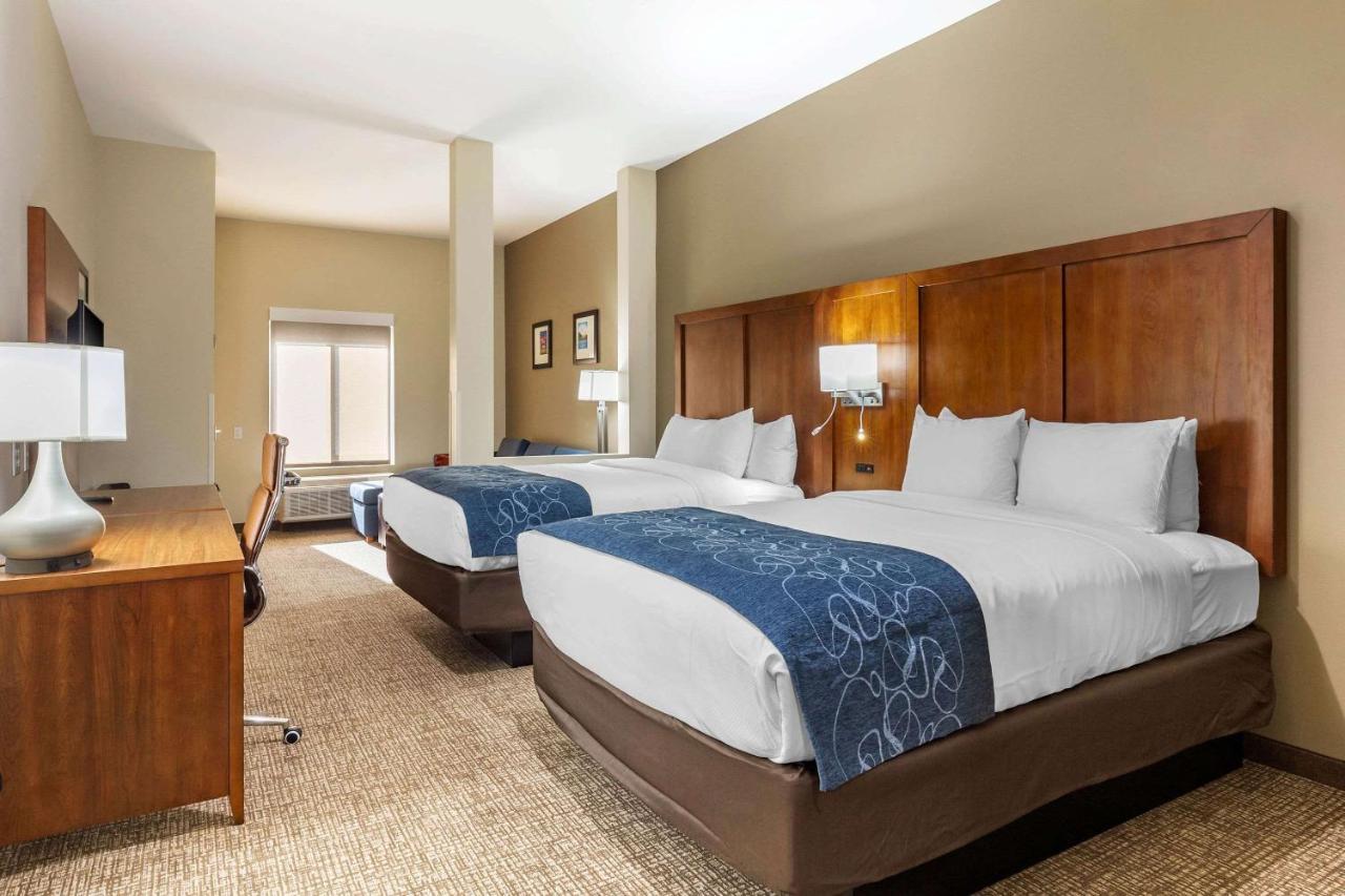 Comfort Suites Greensboro-High Point Esterno foto