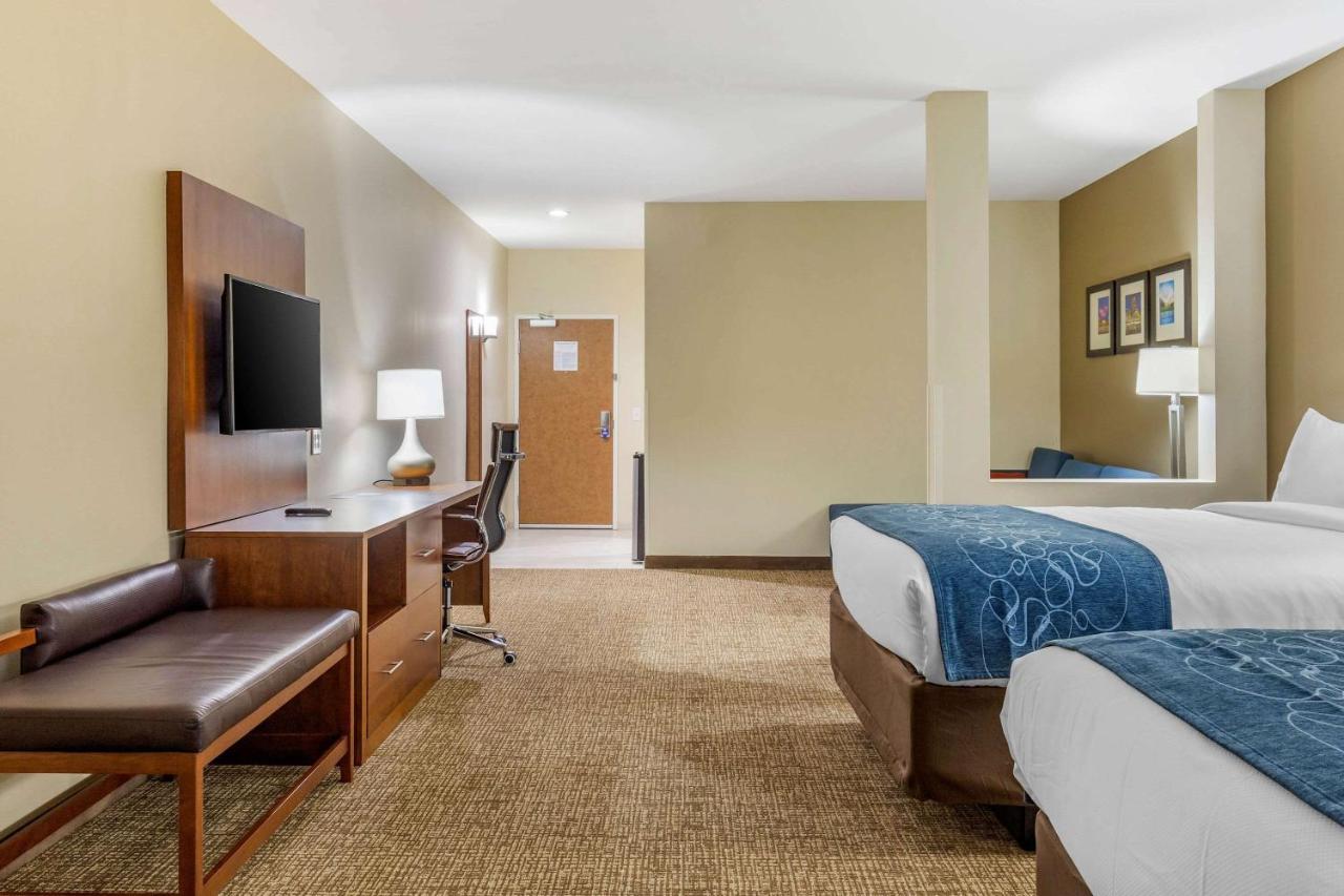 Comfort Suites Greensboro-High Point Esterno foto